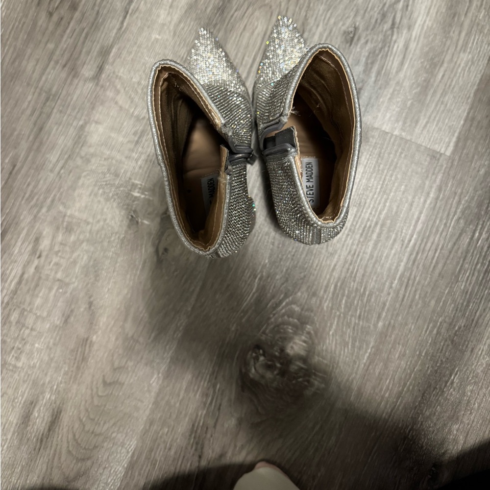 Steve Madden Noticed R Silver - Picture 5 of 6